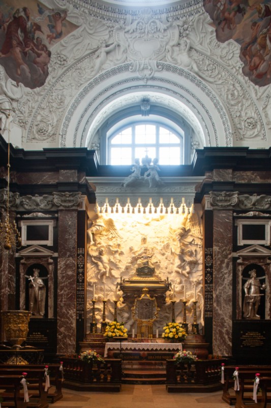 Kaplica św. Kazimierza w katedrze wileńskiej, Instytut POLONIKA