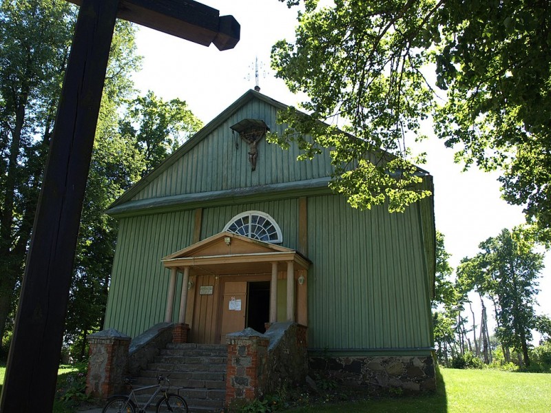 Powiewiórka, kościół św. Kazimierza
