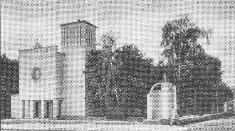 Kościół pw. śś. Piotra i Pawła – widok ogólny, przed 1939; źródło: L. Popek, Świątynie Wołynia, Lublin 1997- Instytut POLONIKA 